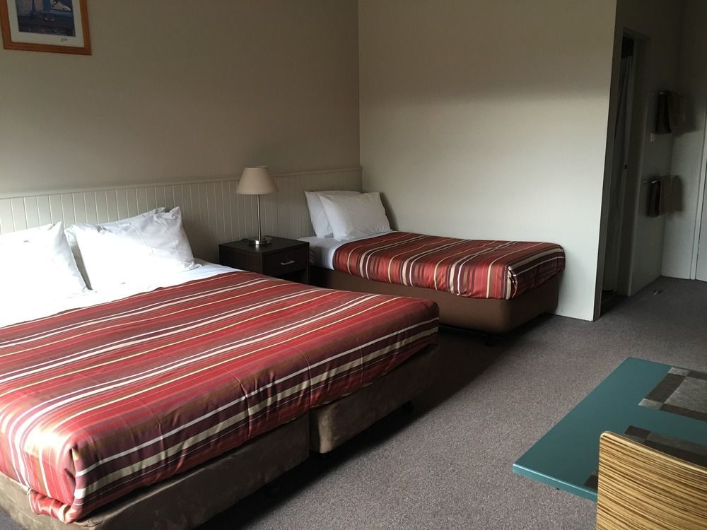 Jindy Inn Jindabyne Exterior photo