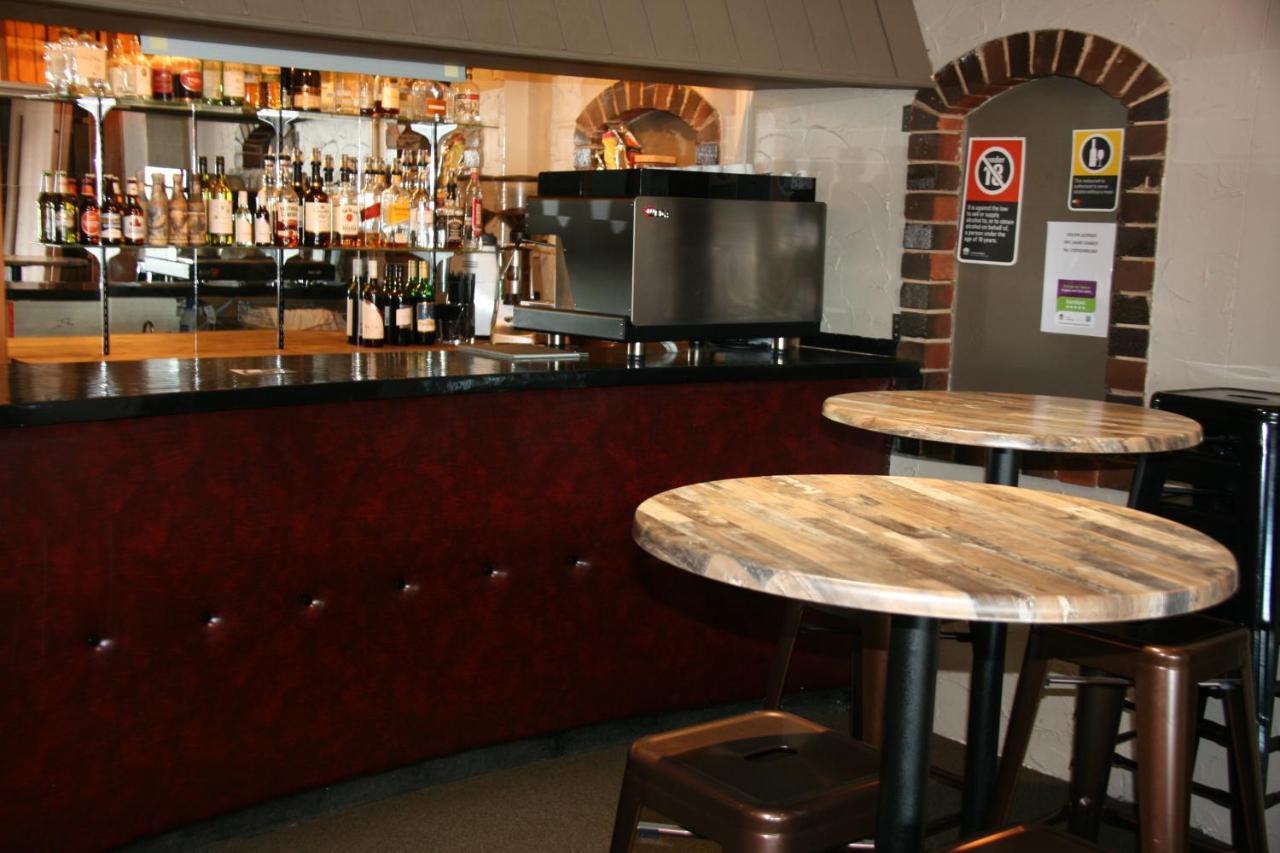 Jindy Inn Jindabyne Exterior photo