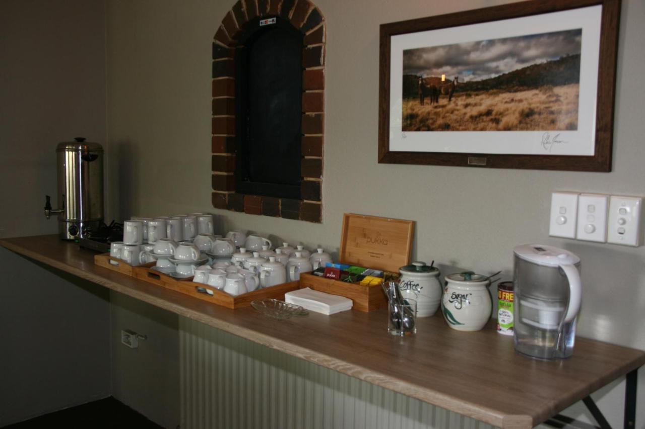 Jindy Inn Jindabyne Exterior photo